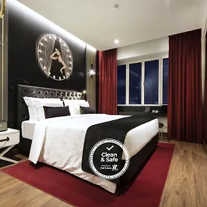 Maxime Otel