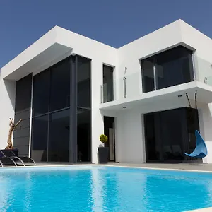 Ferienhaus Luxo & Conforto