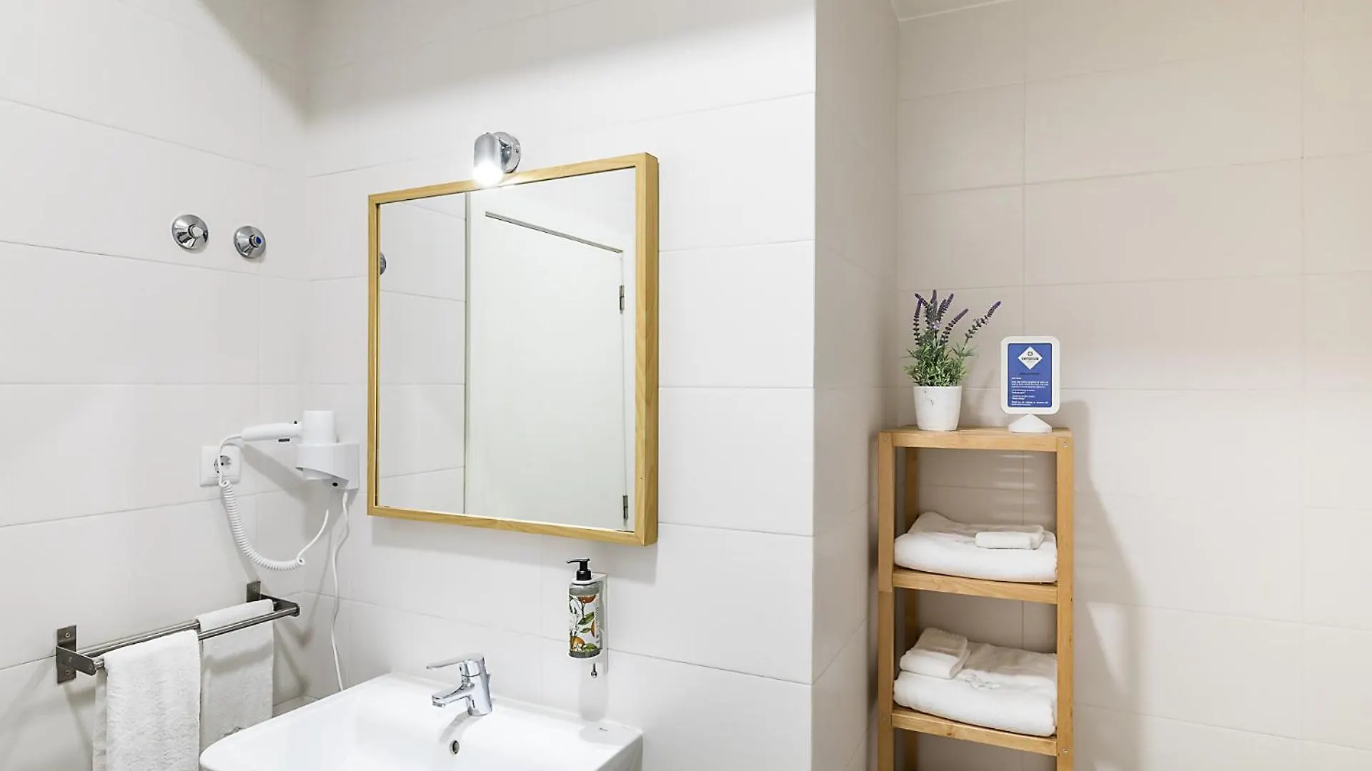 Emporium Lisbon Suites