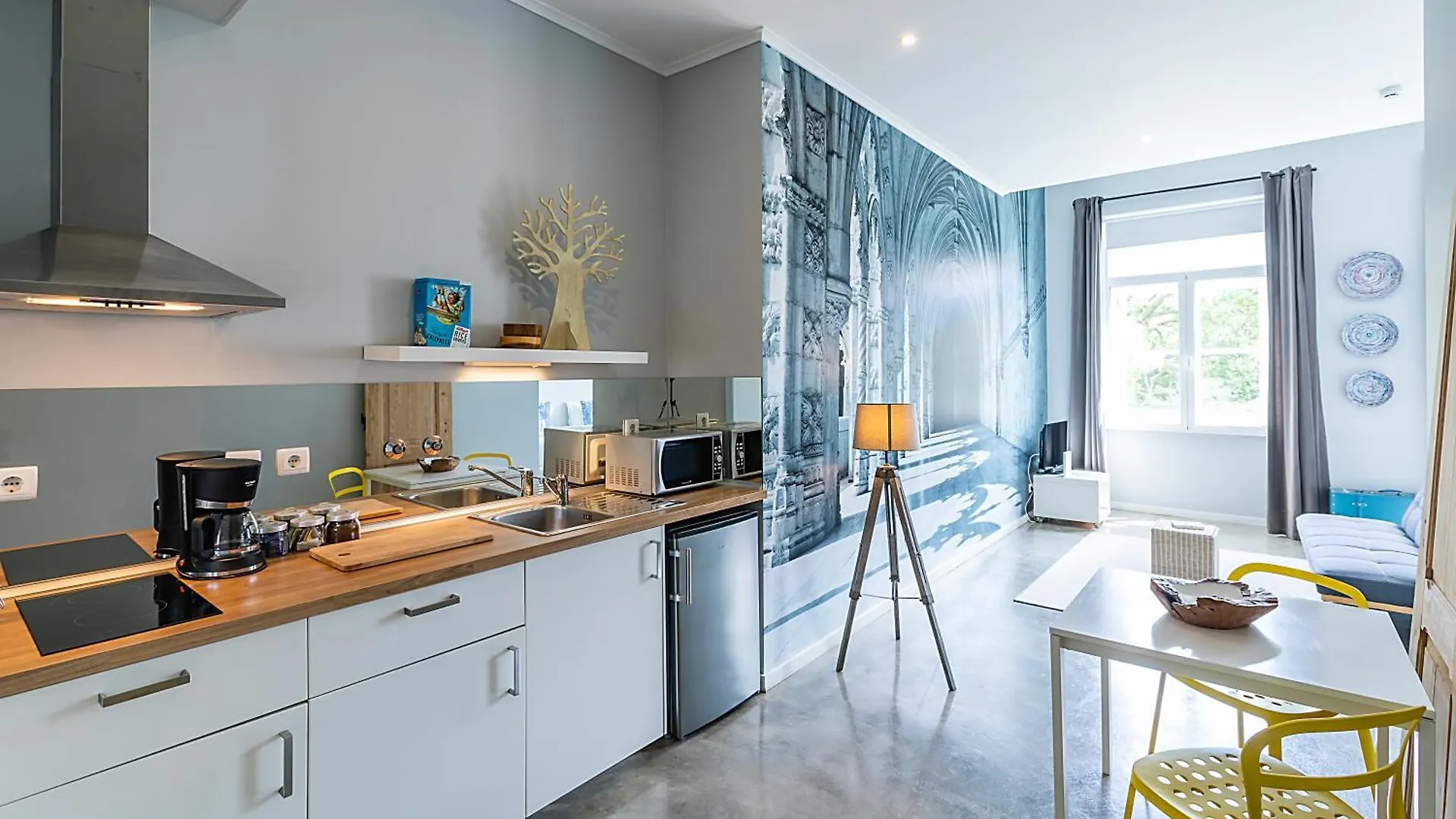 Emporium Lisbon Suites 2*,  Portugália